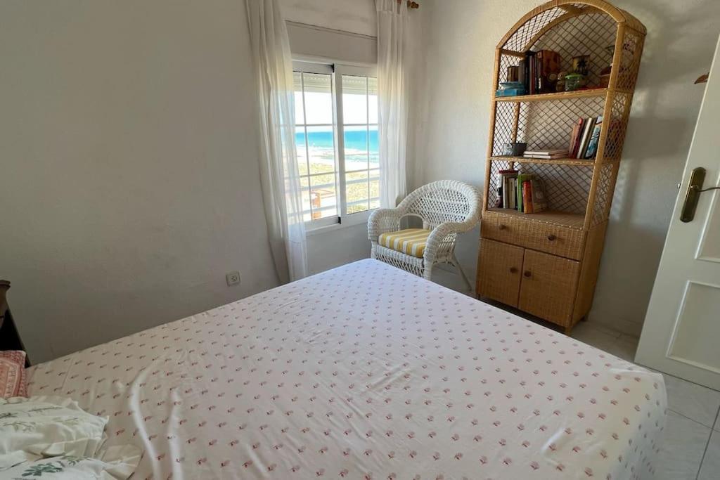 Апартаменты Apartamento Con Acceso Directo A La Playa Валенсия Экстерьер фото